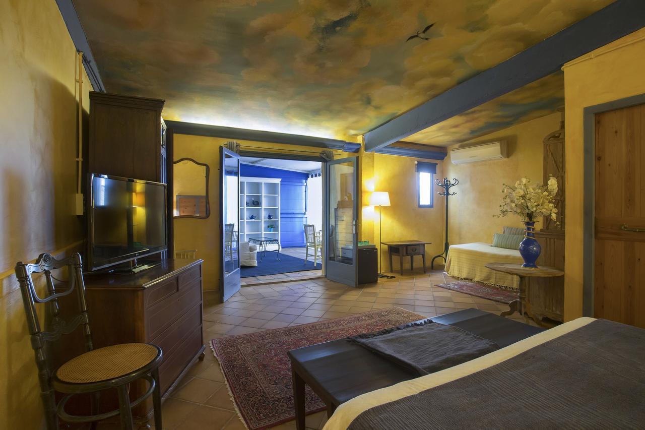 Hostal Blau เปราตายาดา ภายนอก รูปภาพ